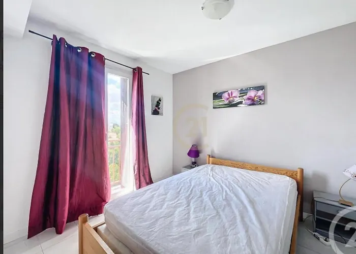 Apartment T3 Super Vue Theza 10 *